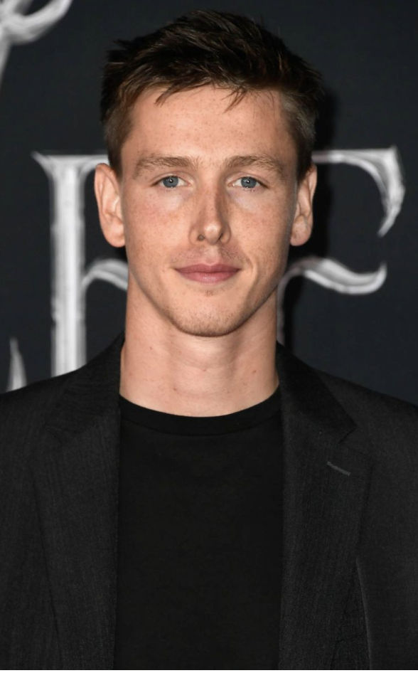 Harris Dickinson