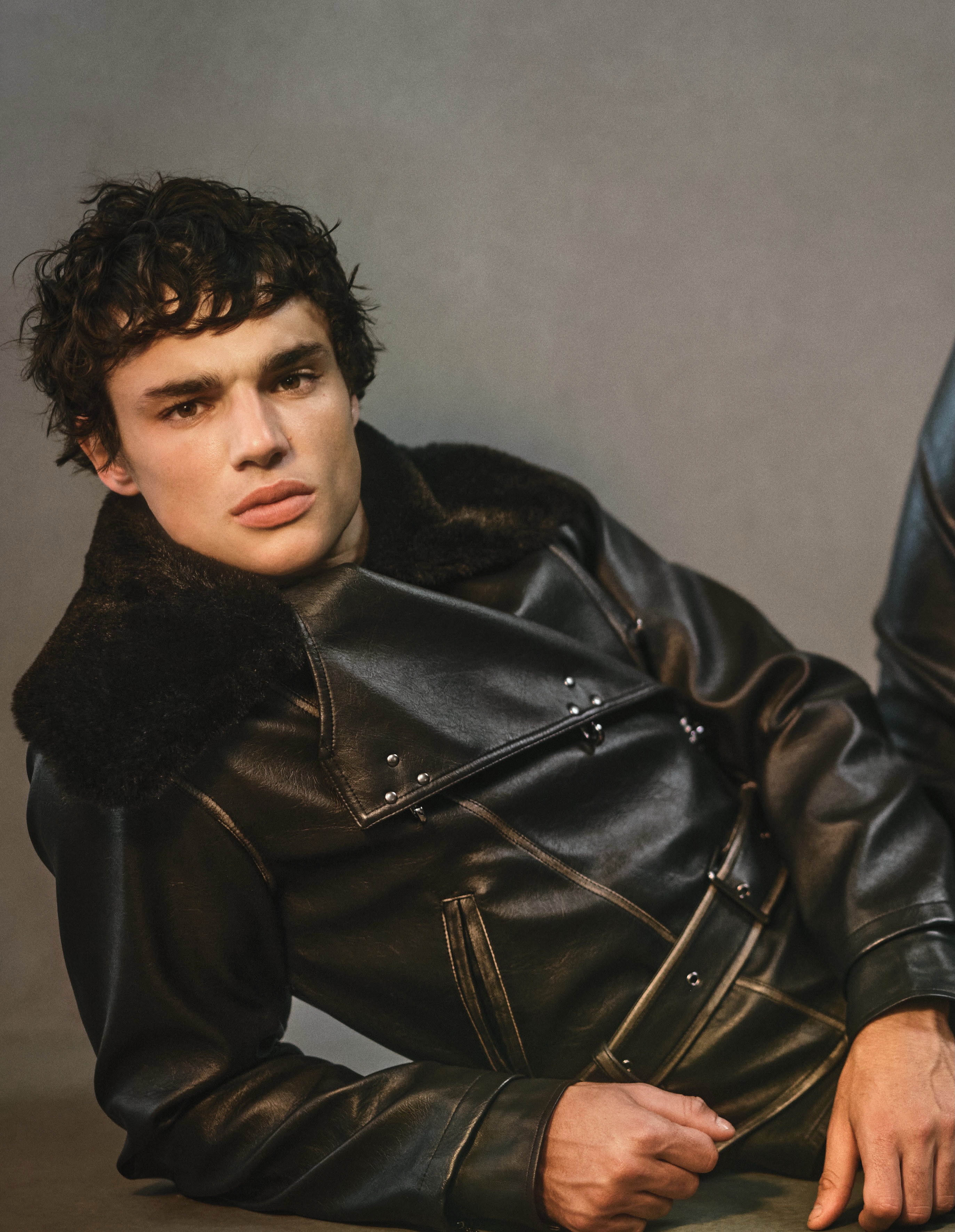 Fernando Lindez — Vestal Magazine